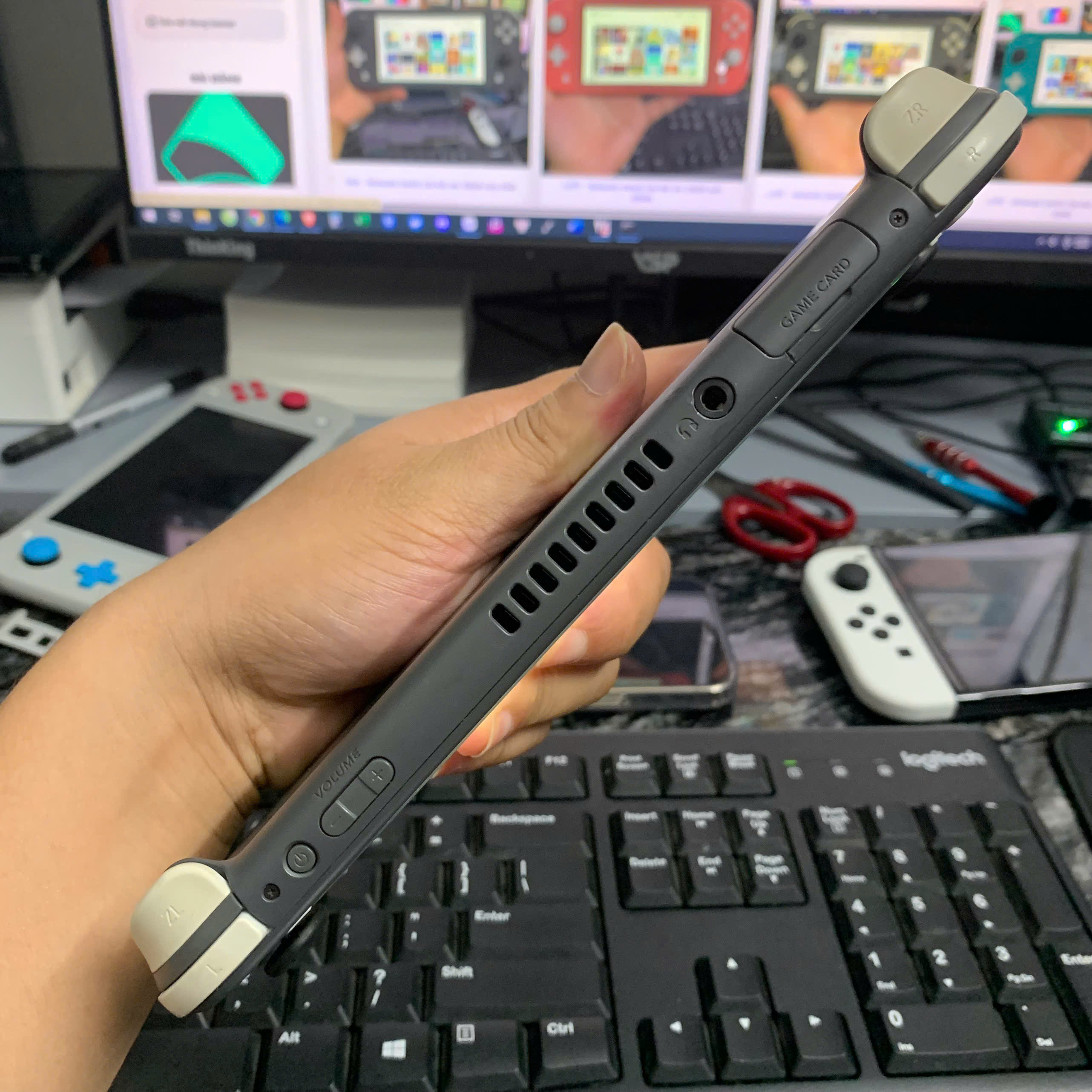 LƯỚT - Nintendo Switch Lite hắc ám 128GB màu XÁM