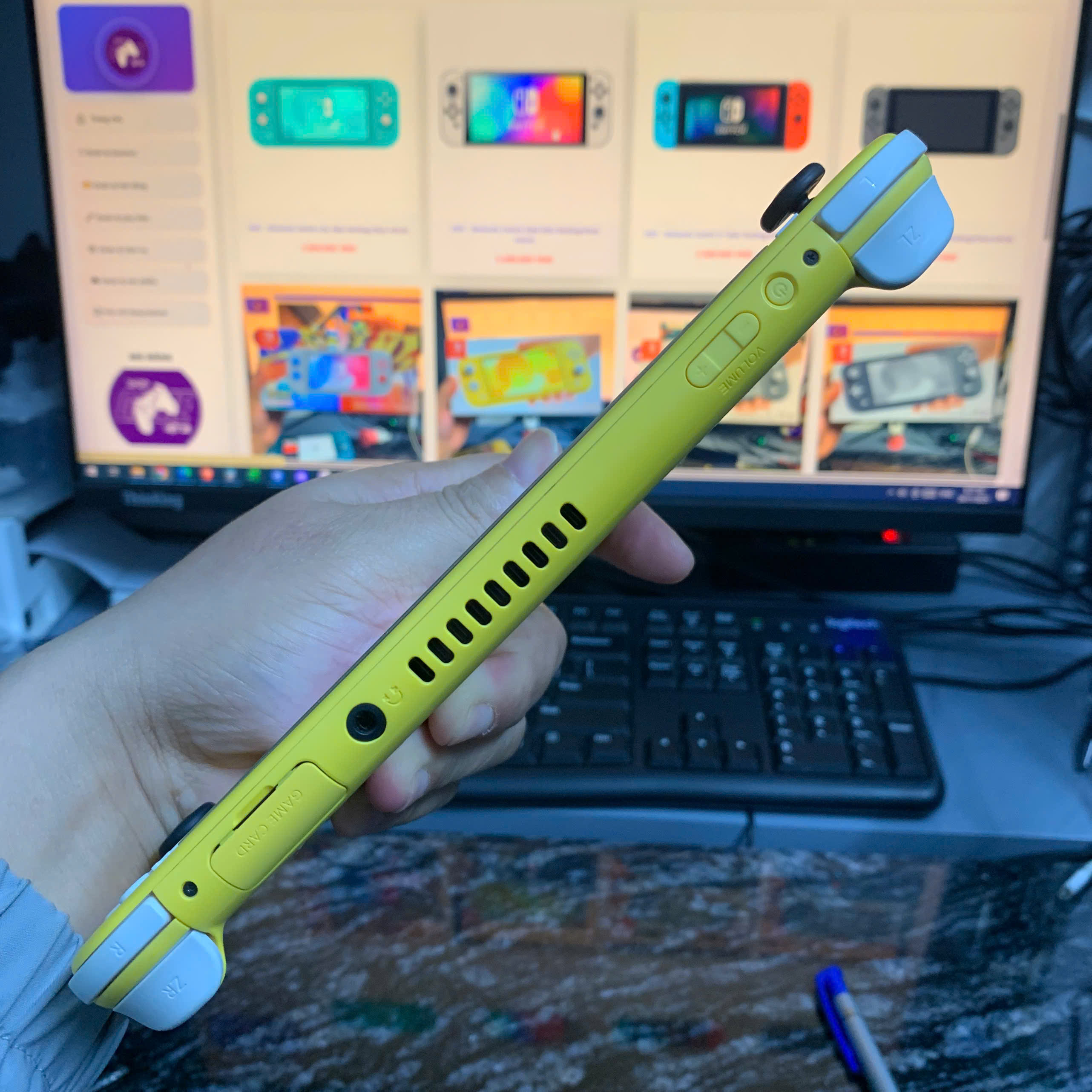 2ND - Nintendo Switch Lite hắc ám 128GB màu VÀNG